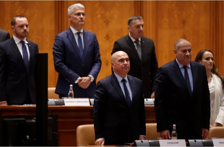 Moțiunea de cenzură împotriva guvernului Bolojan, respinsă de Parlament