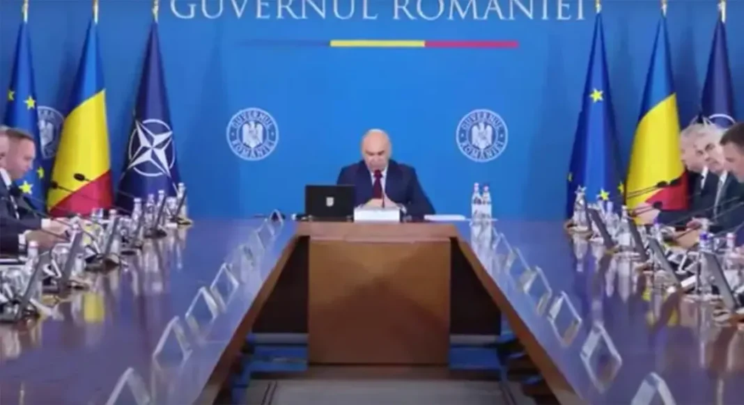 Guvernul îşi angajează azi răspunderea în Parlament pe primul pachet fiscal pentru reducerea deficitului