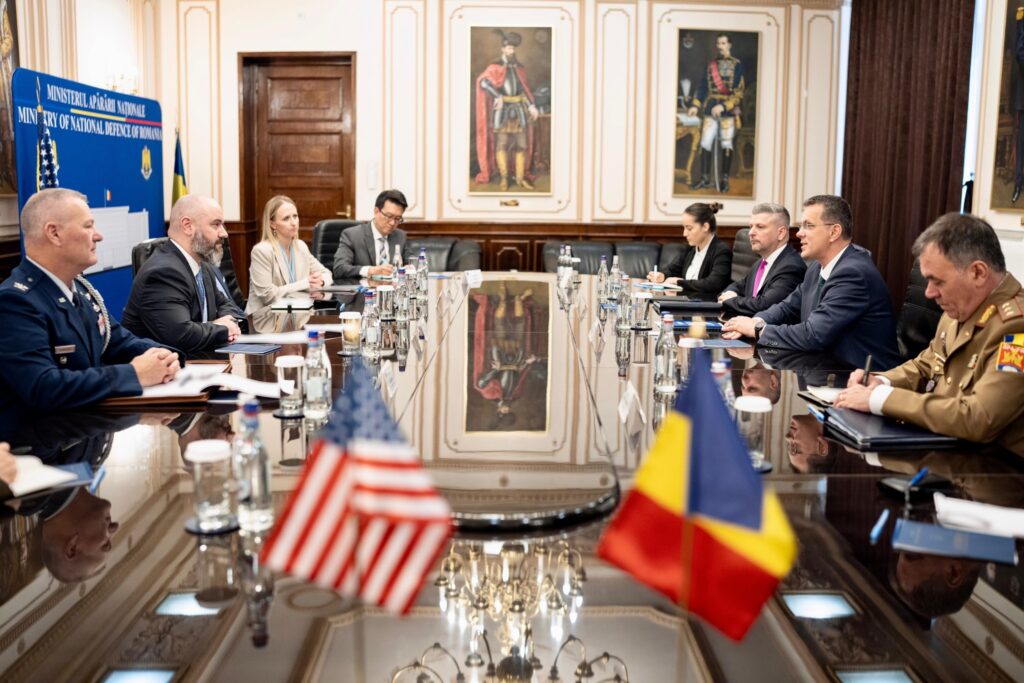 Discuții Strategice între Ministrul Apărării Naționale și Delegația SUA privind Securitatea Mării Negre și Cooperarea în NATO