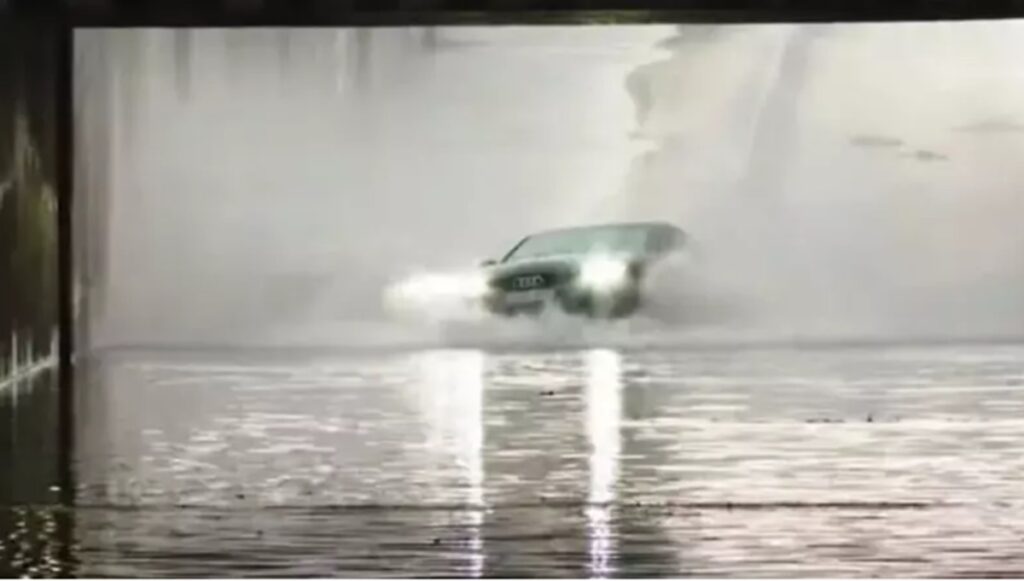 VIDEO / A vrut să afle dacă Audi-ul său merge pe apă şi a devenit viral pe reţelele de socializare