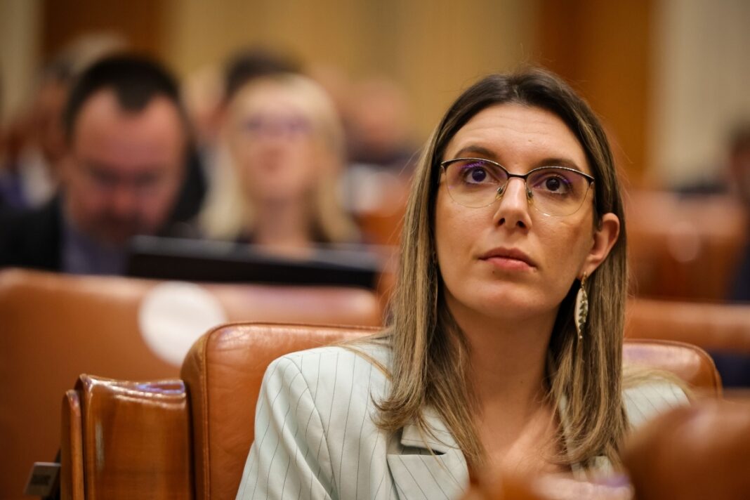 Ministrul Mediului, despre hotărârea de guvern pentru reorganizarea Romsilva: Scădere de 90% din actualul număr de directori Ministrul Mediului, despre hotărârea de guvern pentru reorganizarea Romsilva: Scădere de 90% din actualul număr de directori