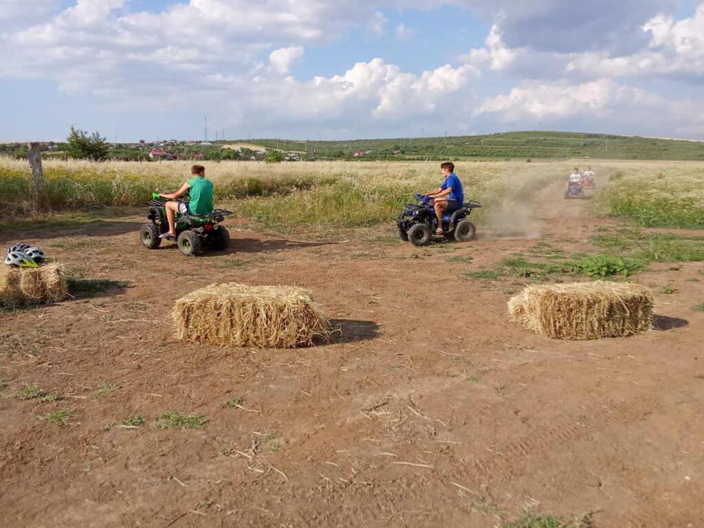 Aventură și distracție pentru copii cu ATV-uri la Motorush - O vară plină de adrenalină!