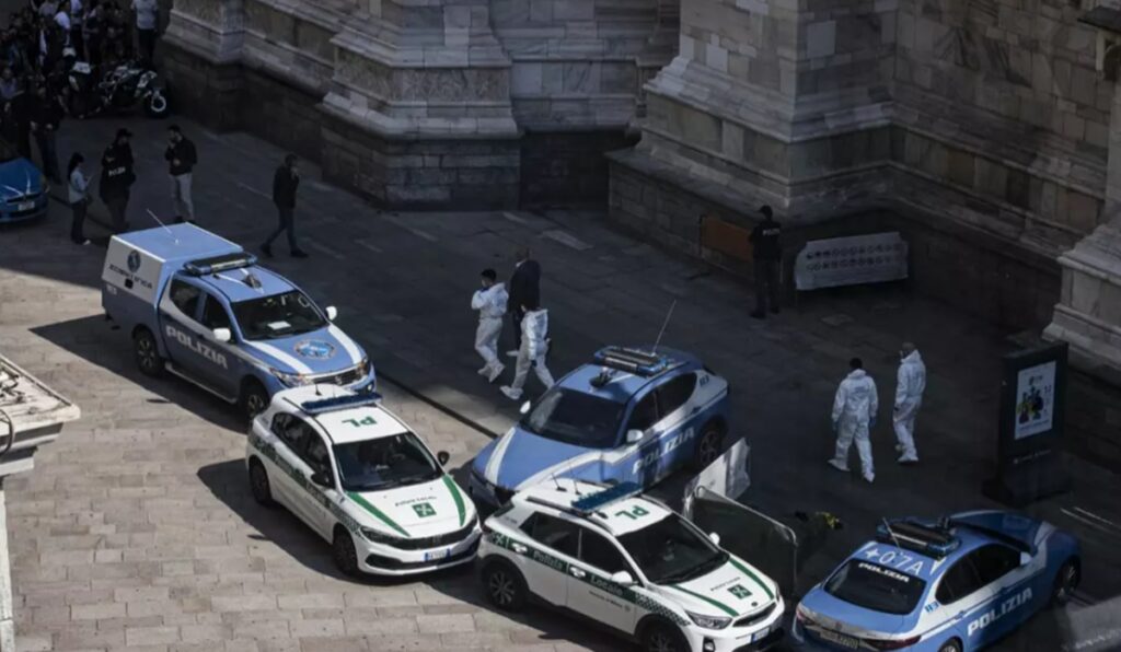 O femeie din Milano a fost găsită fără viață într-o maşină cu numere româneşti