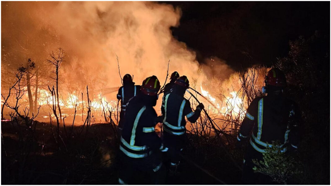 Grecia a cerut ajutor prin Mecanismul de Protecţie Civilă al UE pentru stingerea incendiilor