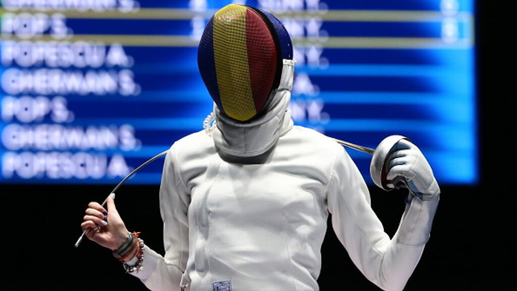 12 Sportivi Români Gata de Provocarea Mondială la Campionatele de Scrimă, Tbilisi