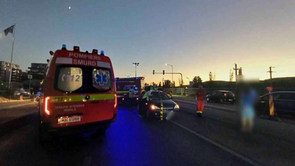 Fetiţă de 12 ani, în stare gravă după ce a fost spulberată pe trecerea de pietoni