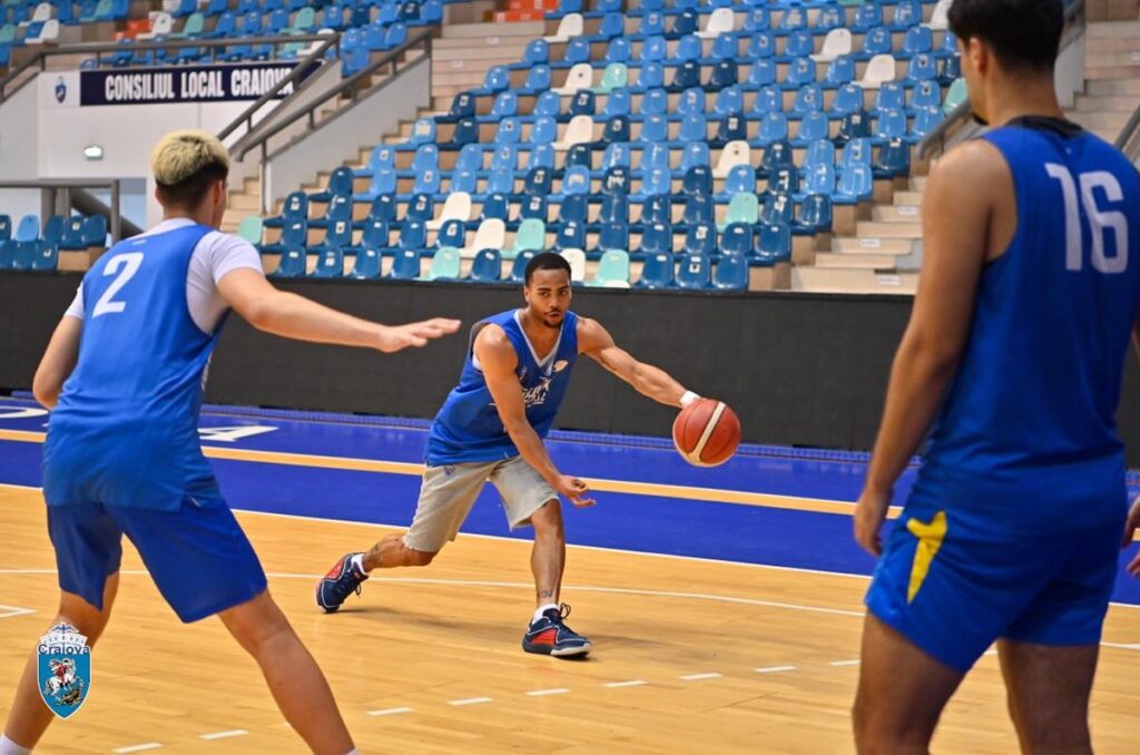 Baschetbaliștii de la SCM „U“ Craiova au treabă în weekend