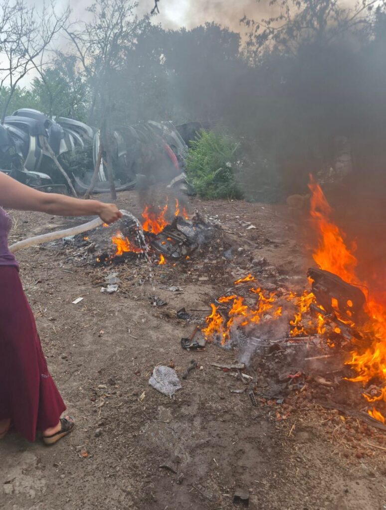 Incendiere ilegală de deșeuri, oprită de jandarmii din Calafat