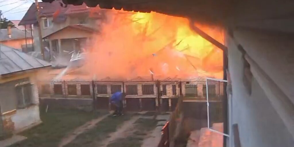 Explozie puternică la un magazin din Dâmbovița