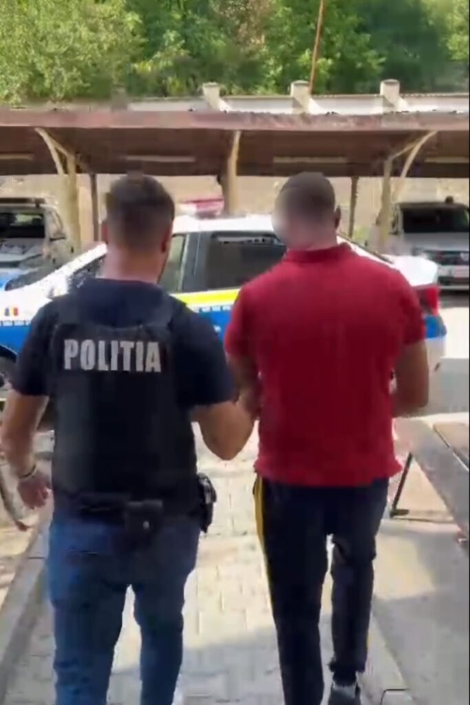 (VIDEO) Prins băut și fără permis la volan, reținut de polițiștii din Calafat