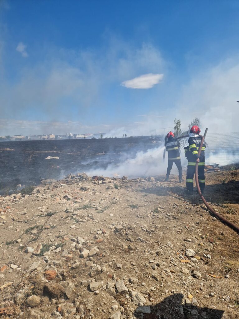 (VIDEO)Cum arată locul incendiului de lângă Podari