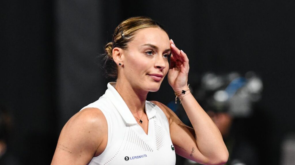 Ana Bogdan Anunță o Pauză din Activitatea Tenistică pentru Recuperare După Accidentări