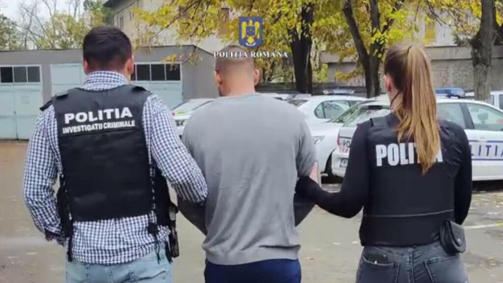 O mamă descoperă mesaje inadecvate între fiica ei de 14 ani și un adult de 39 de ani