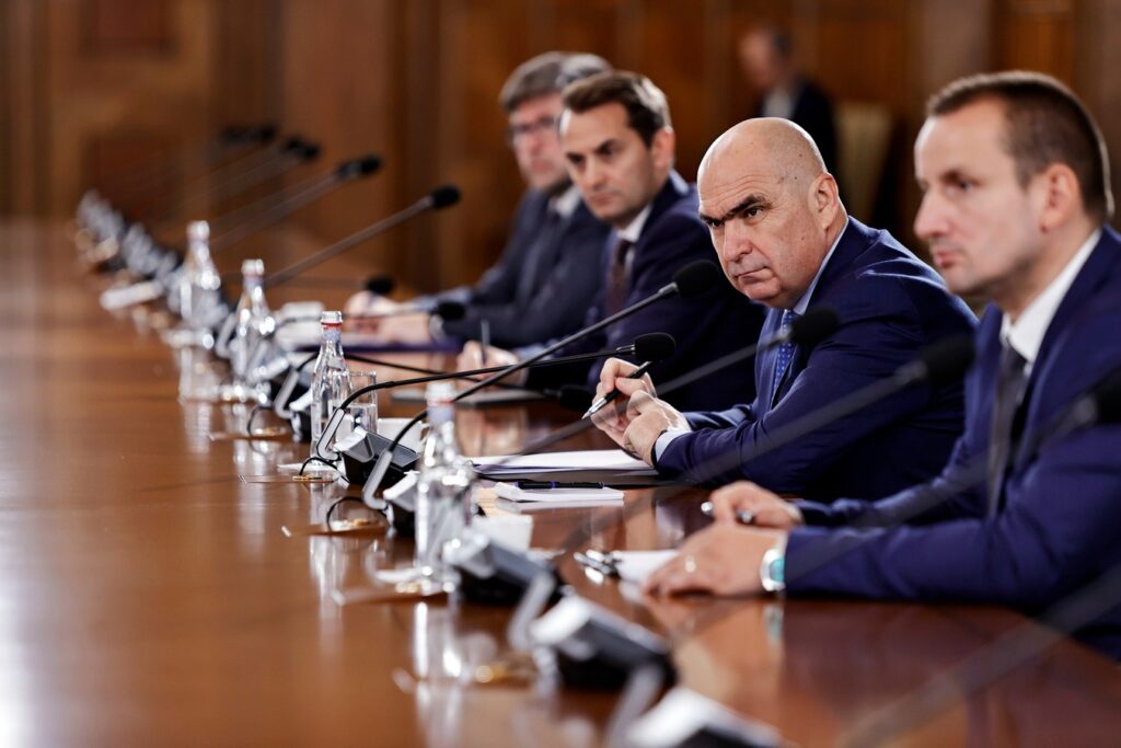 Publicați declarațiile de avere și interese!