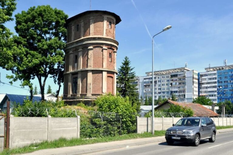 Reabilitarea Castelului de apă din curtea Spitalului Militar, ţinută în loc până la stabilirea statutului juridic