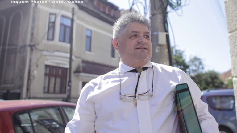 Dosarul lui Florin Secureanu, cel care fura zilnic bani din casieria spitalului Malaxa, va fi reluat de la zero