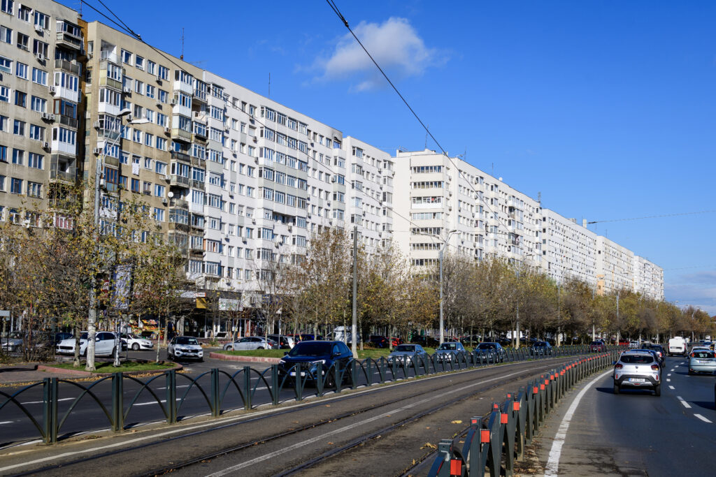 Peste 30% din Români Dețin Cel Puțin Două Proprietăți, Depășind Media Europeană
