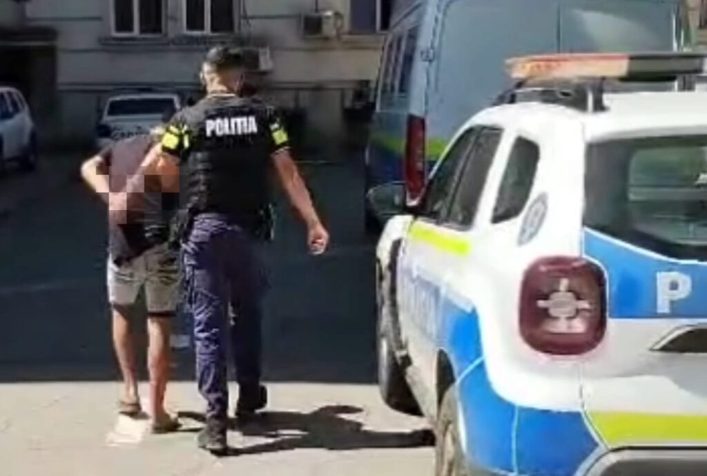 Tânăr arestat după ce a furat mai multe bunuri dintr-o casă din Gângiova