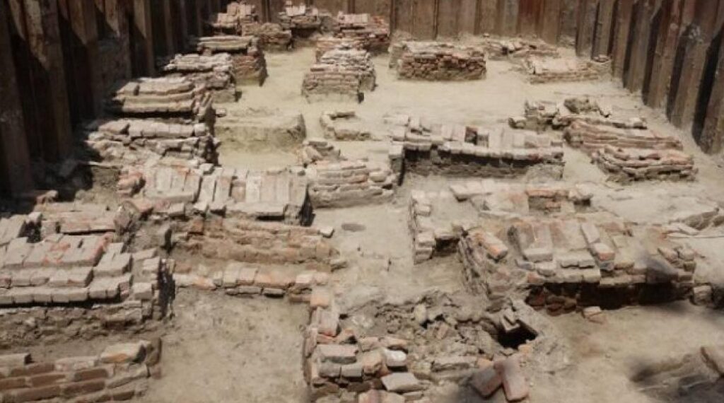 Peste 50 de morminte medievale dezgropate în curtea liceului Hasdeu