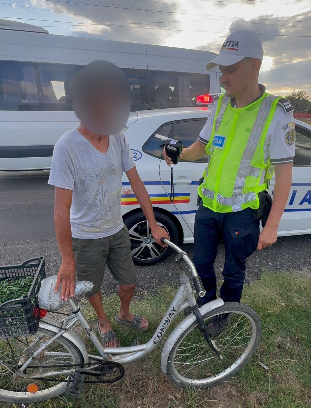 Polițiștii doljeni au reținut 15 permise și au dat 290 de amenzi