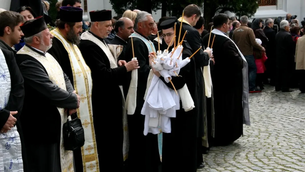 Preoții și personalul monahal nu se vor mai putea trata în spitale dacă nu plătesc asigurare medicală la stat