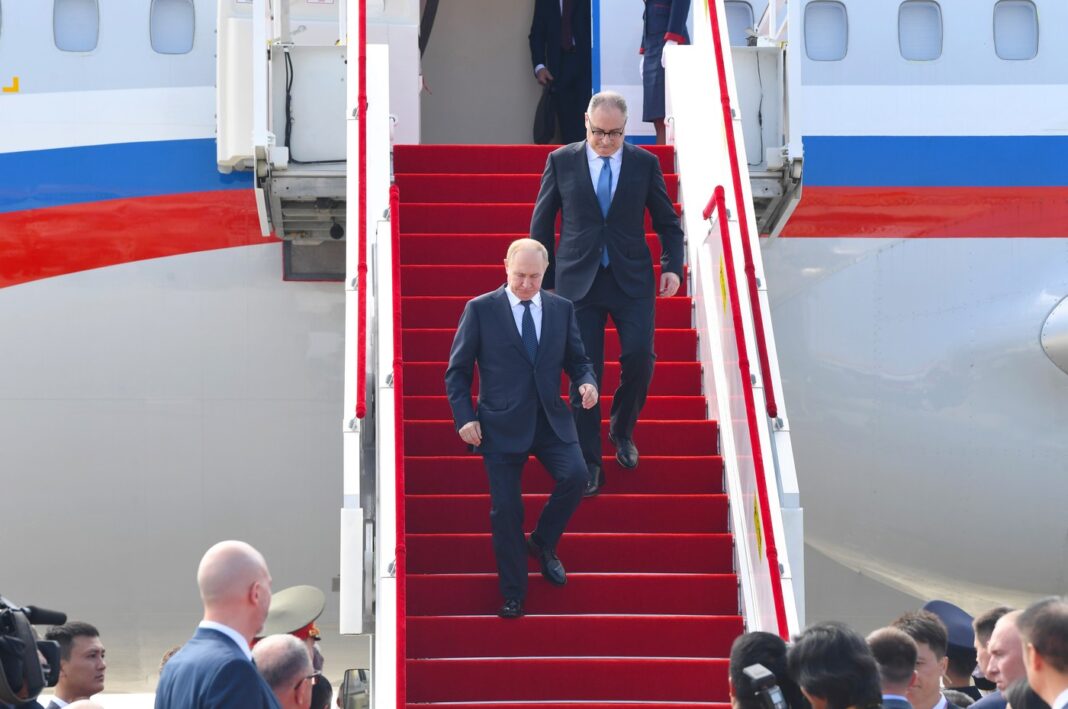 Putin a ajuns în China pentru un summit regional