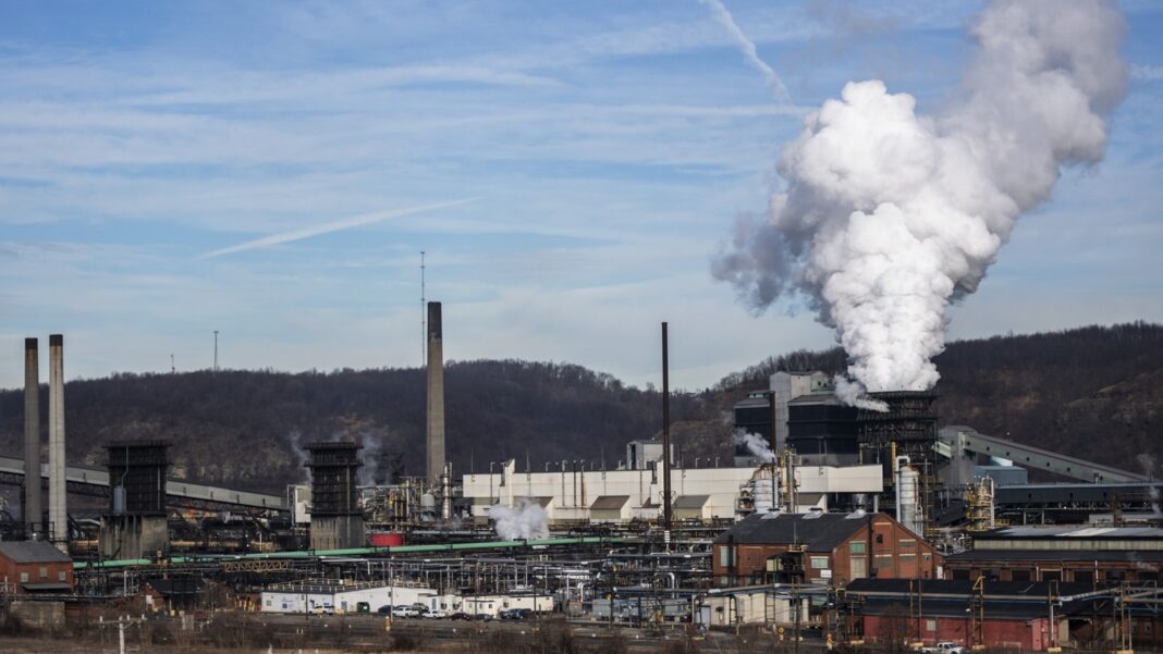 Explozie la o uzină siderurgică din SUA