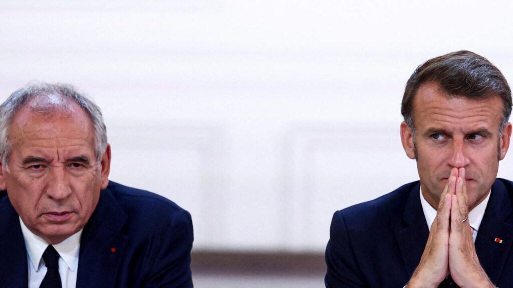 Macron trebuie să caute un nou prim-ministru, după ce François Bayrou a fost demis în urma unui vot de neîncredere