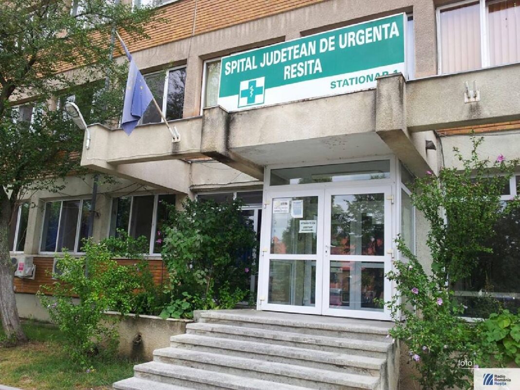 Tragedie la Spitalul Județean din Reșița: un pacient a murit după ce a căzut pe scări