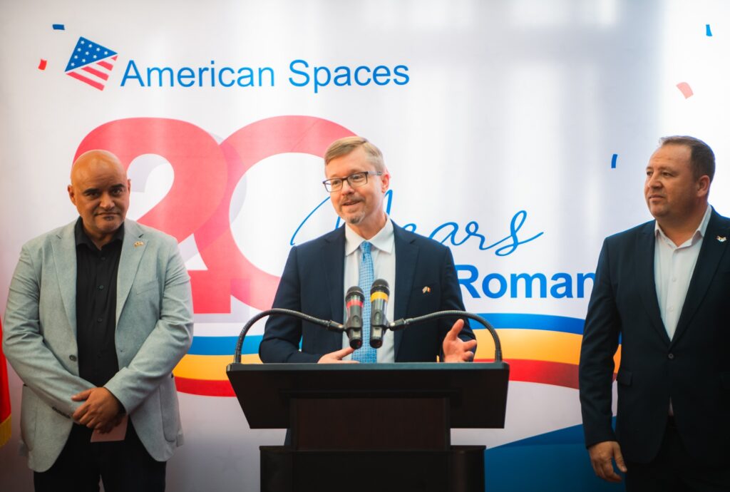20 de ani de American Corners în România, sărbătoriţi la Craiova