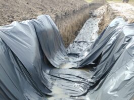 A fost atinsă pânza freatică, crescând riscul de contaminare a apei subterane