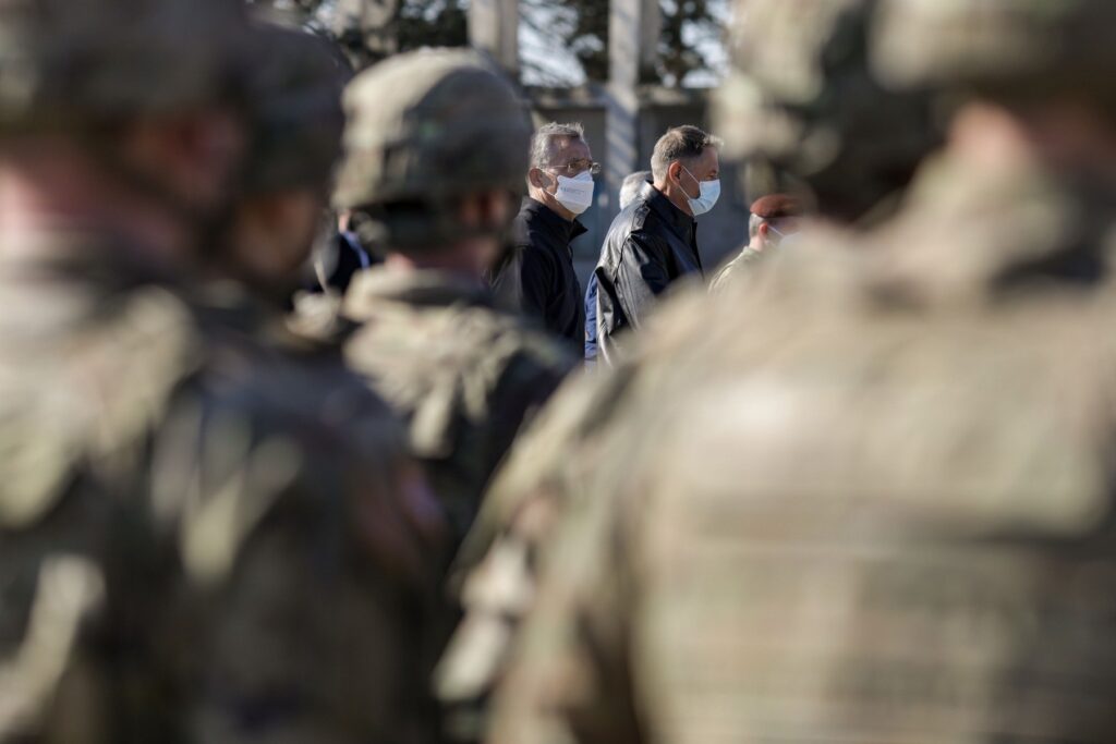 Ofiţeri ai armatei SUA au asistat luni la exercițiile militare ale Rusiei cu Belarus