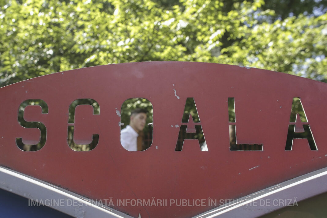 Ministrul Daniel David, despre amenințările primite la mai multe școli din București: Aș vrea un grad mai mare de vigilență