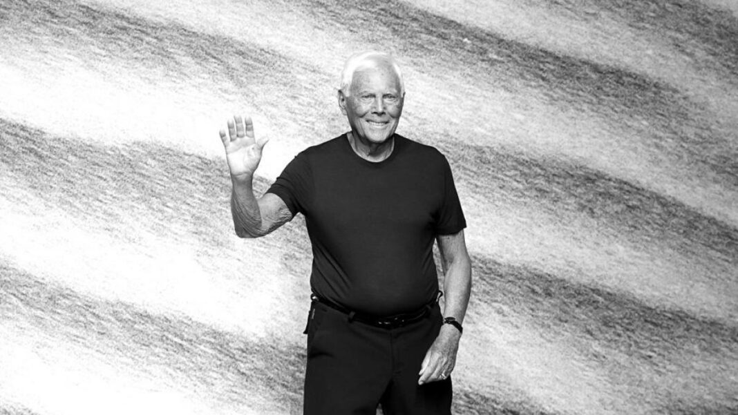 Celebrul designer italian Giorgio Armani a murit