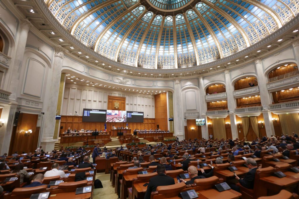 Prima moțiune de cenzură, din cele patru, a picat
