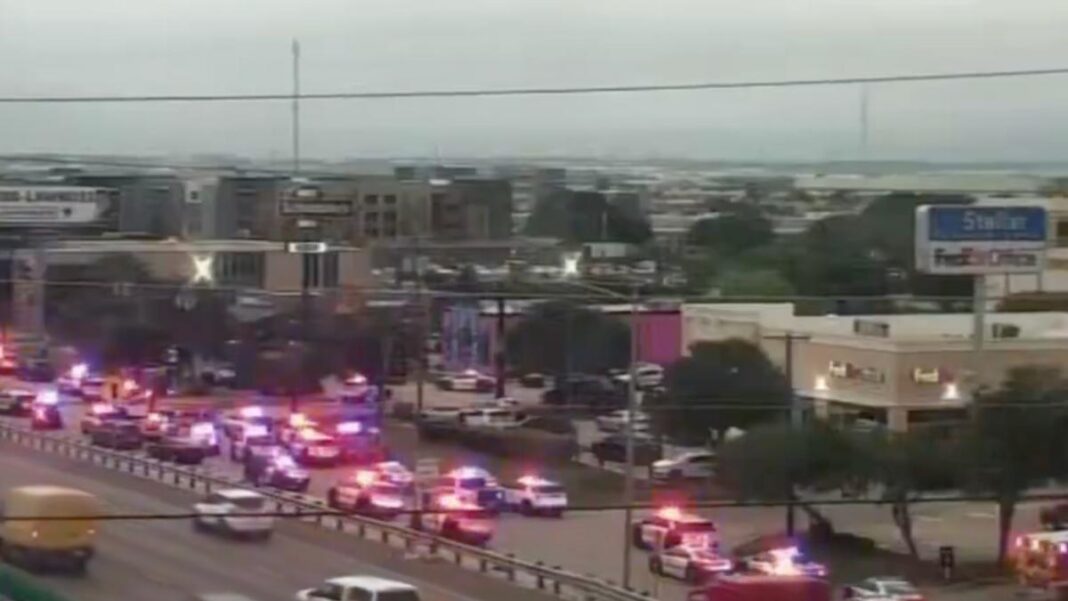 Mai mulţi răniţi într-un atac armat în SUA, la sediul Serviciului pentru Imigrație din Dallas