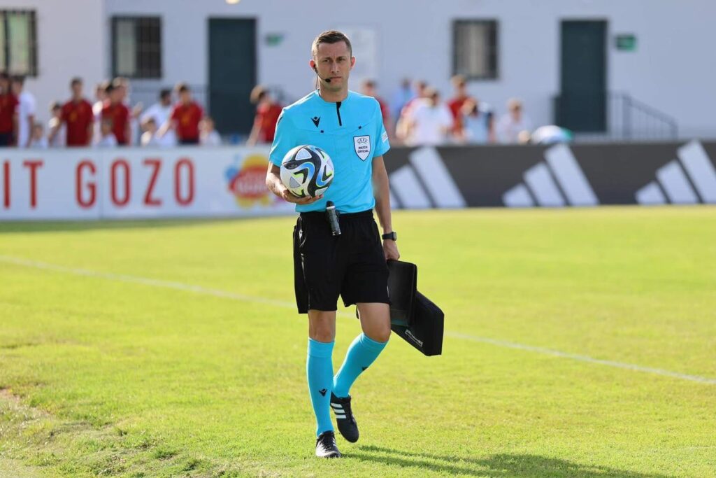 Brigada de arbitri pentru meciul Raków – Universitatea Craiova, anunțată oficial de UEFA