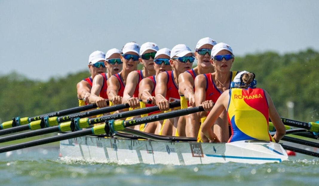 Echipajul feminin de 8+1 rame al României a cucerit medalia de argint la Campionatul Mondial