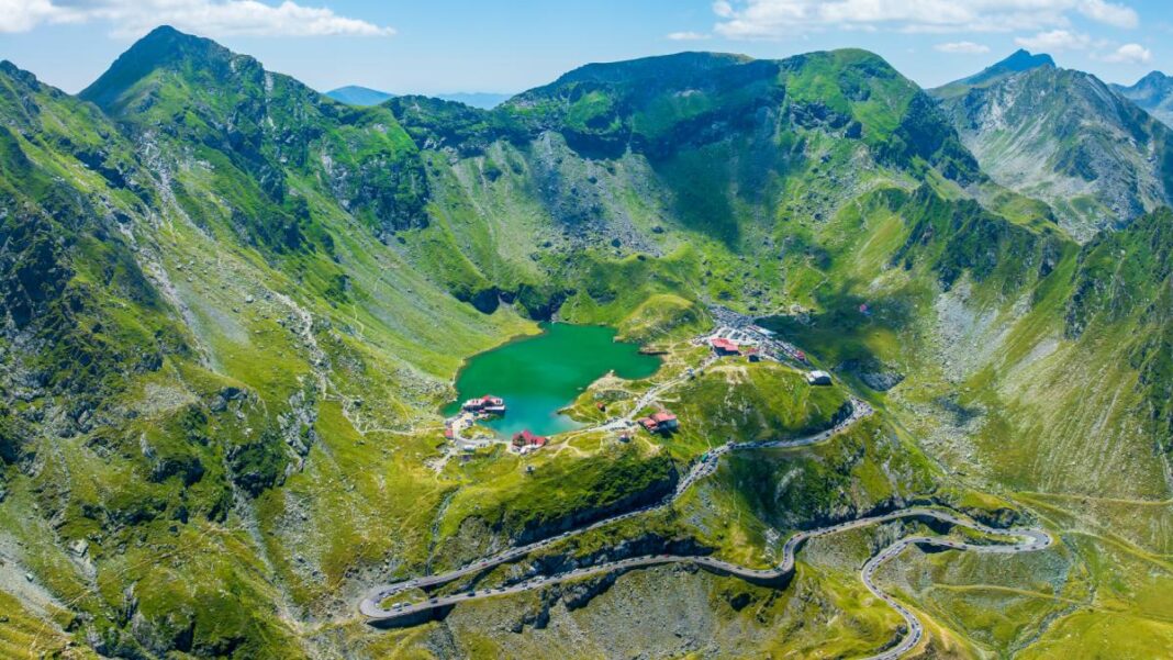Când se închid Transfăgărășanul și Transalpina în 2025 Când se închid Transfăgărășanul și Transalpina în 2025