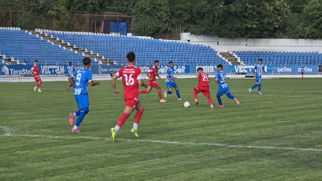 Liga 3 | Doar Universitatea II Craiova a trecut cu bine peste etapă