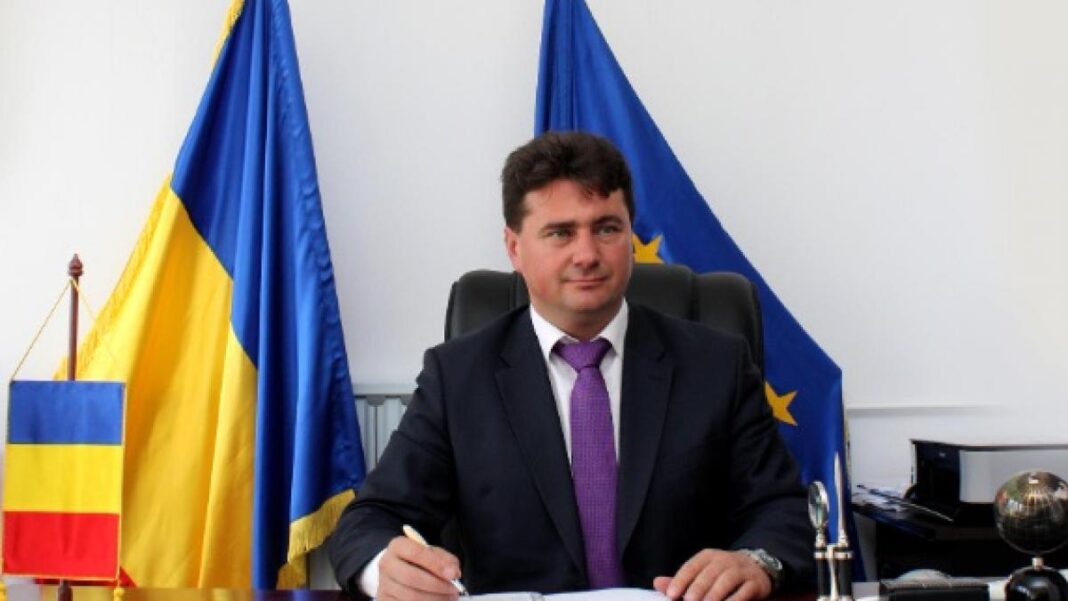 Directorul interimar al Companiei de Apă Brașov, arestat preventiv pentru dare de mită