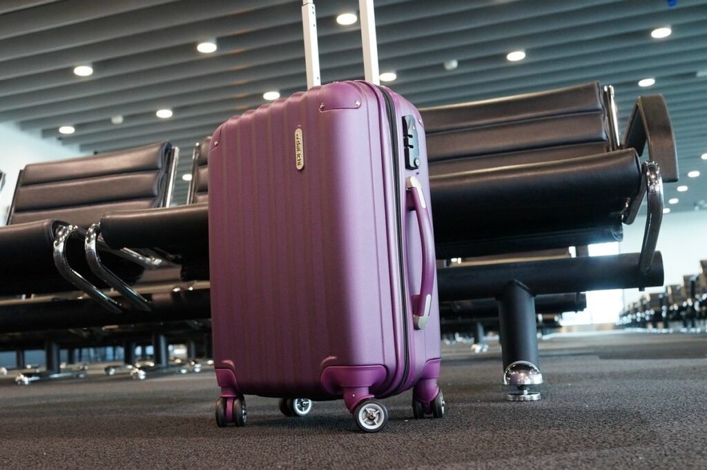 Care este primul aeroport din România care elimină regula de 100 de ml la lichide pentru bagajele de mână