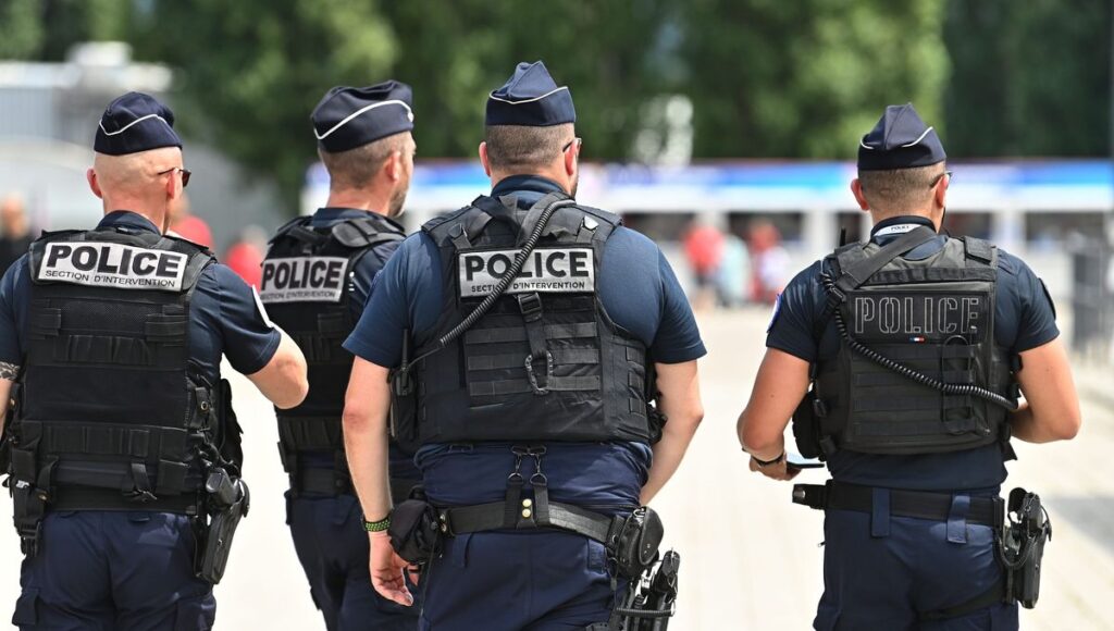 O româncă, acuzată de uciderea unui bătrân de 81 de ani în Franța