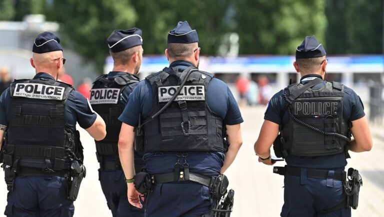 O româncă, acuzată de uciderea unui bătrân de 81 de ani în Franța