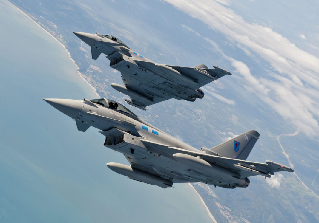 Aeronave de luptă Eurofighter Typhoon, ridicate de la Baza Kogălniceanu după ce au fost detectate drone la nord de Sulina