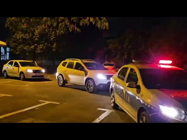 (VIDEO) Doi bărbați din Craiova reținuți pentru loviri și alte violențe