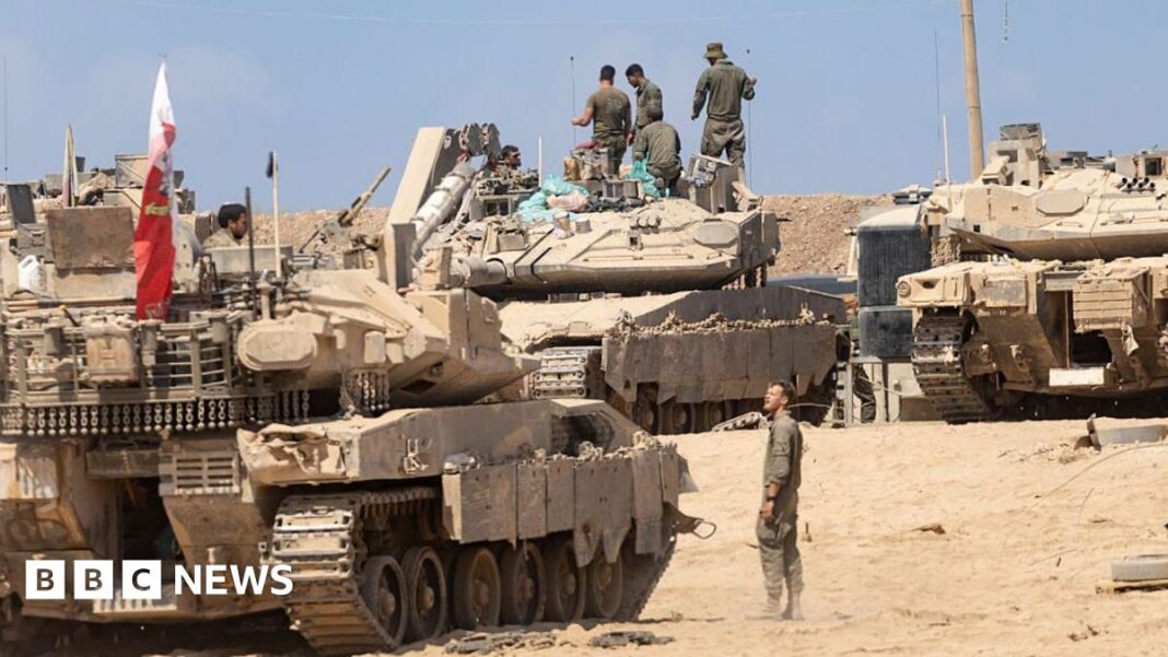 Zeci de tancuri și vehicule militare israeliene au pătruns miercuri într-un important cartier rezidențial din orașul Gaza
