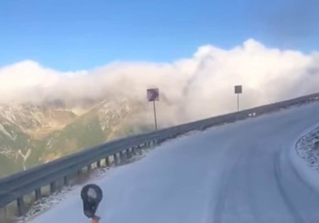 Circulaţia rutieră pe DN 67C – Transalpina, oprită până miercuri