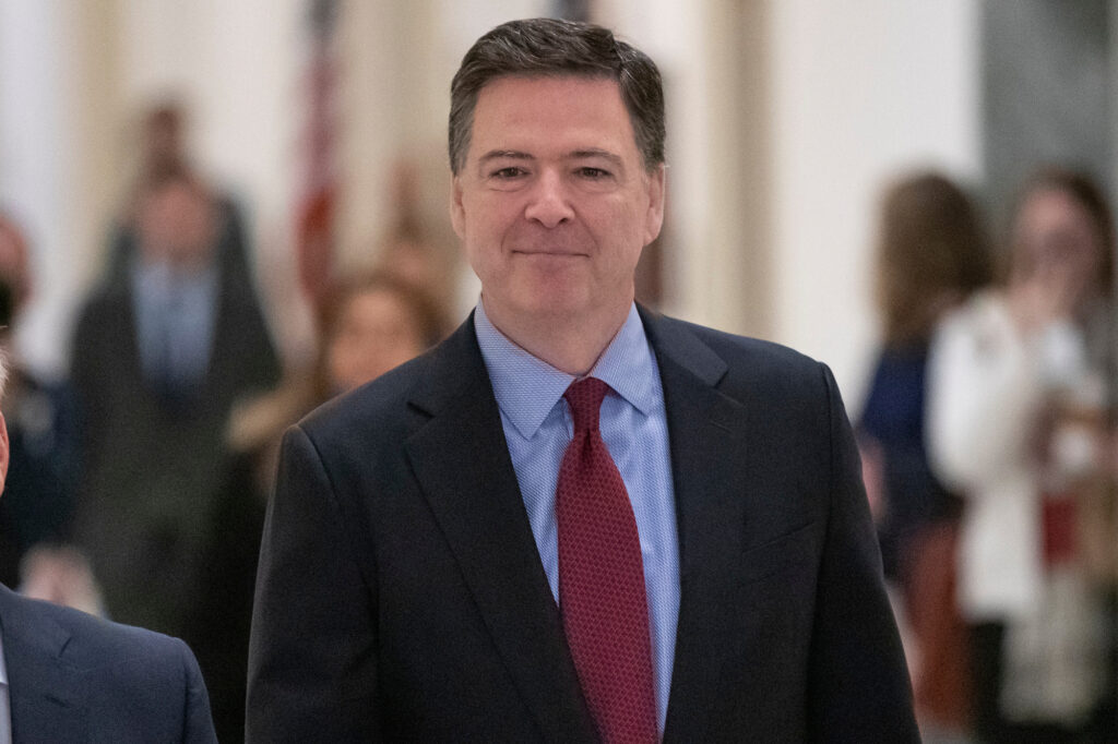 (VIDEO) James Comey pledează nevinovat pentru acuzațiile de declarații false în Congres