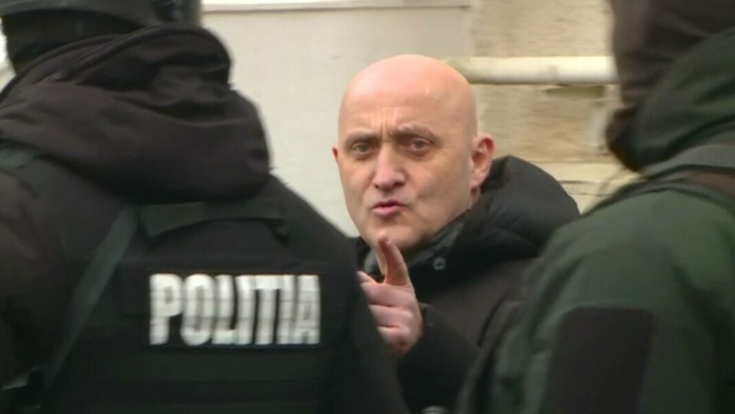Horațiu Potra a cerut să se întoarcă în România: „Urmează să fie luat în custodia poliției în ţară” Horațiu Potra a cerut să se întoarcă în România: „Urmează să fie luat în custodia poliției în ţară”